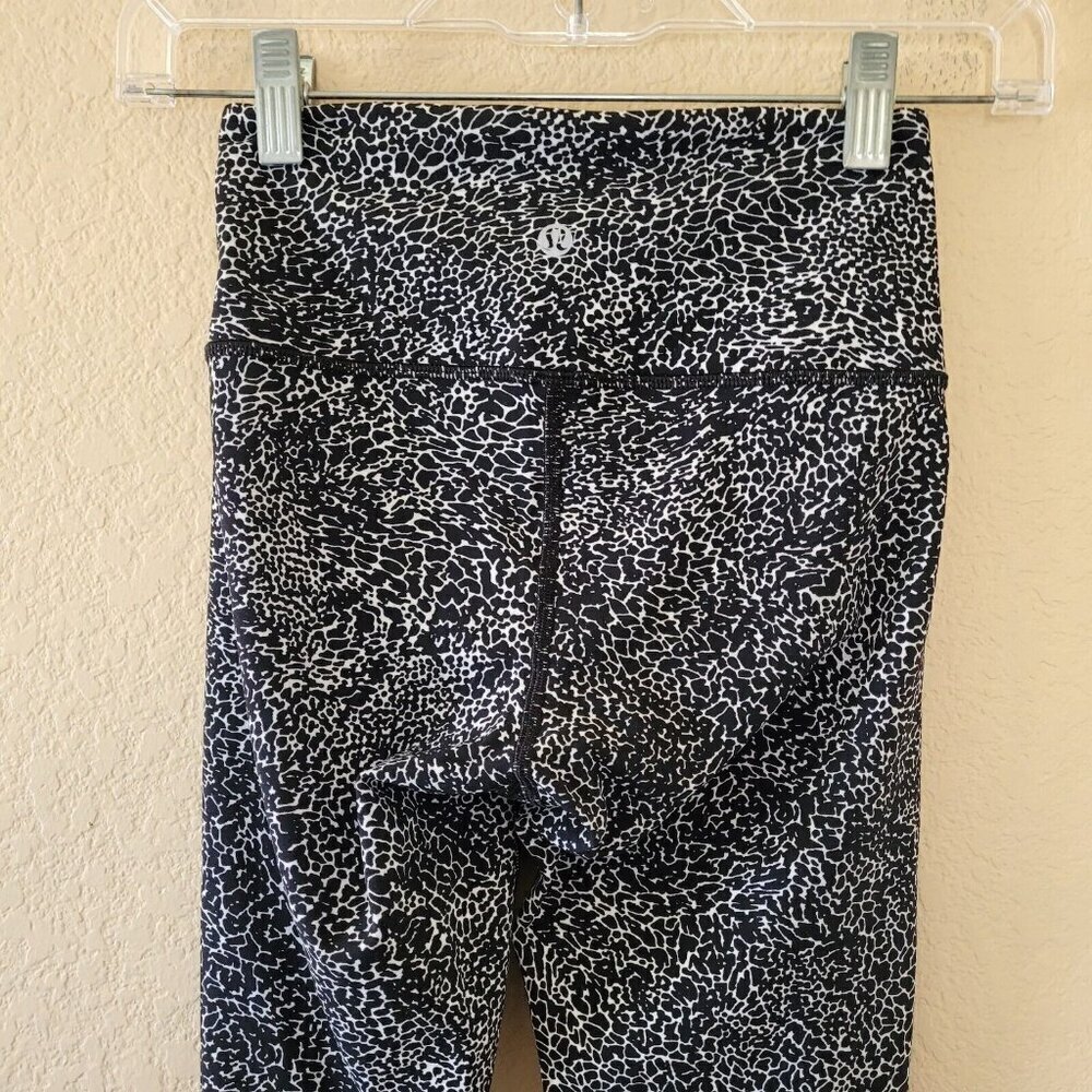 Lululemon Wunder Under High-Rise Tight Blocked Full-On Luxtreme 28" Sz 2 LW5CDDS - Picture 7 of 8